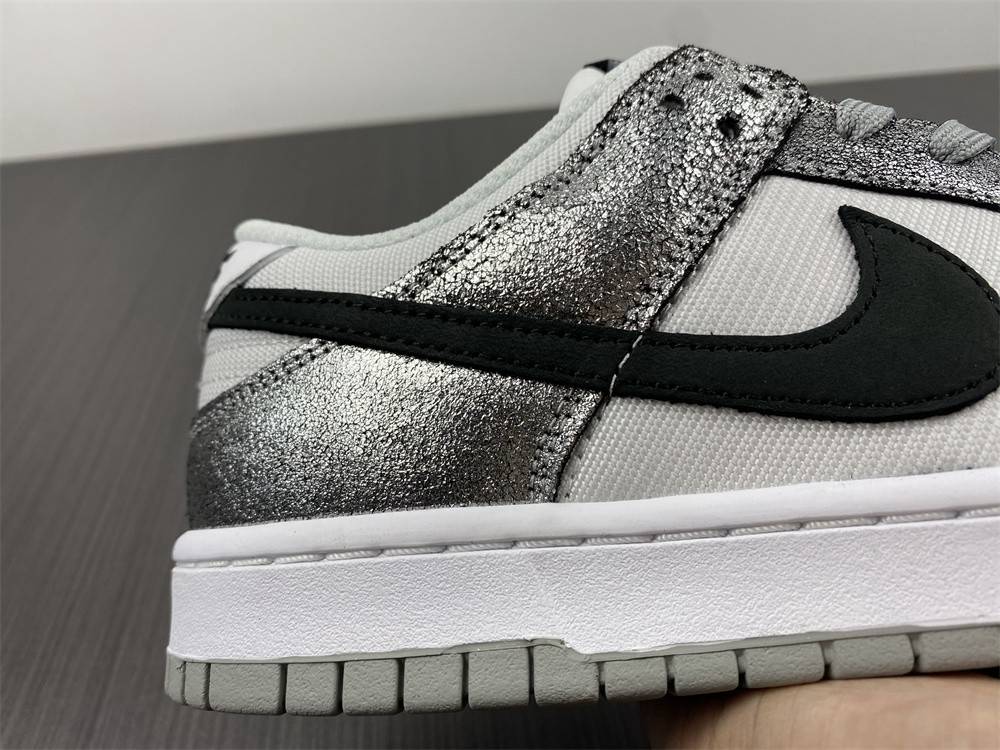Nike Dunk Low Shimmer DO5882-001